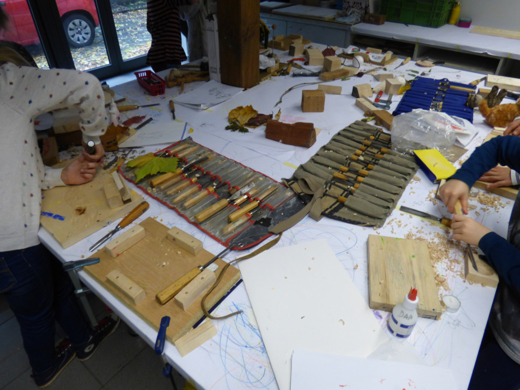 In der Schnitzwerkstatt